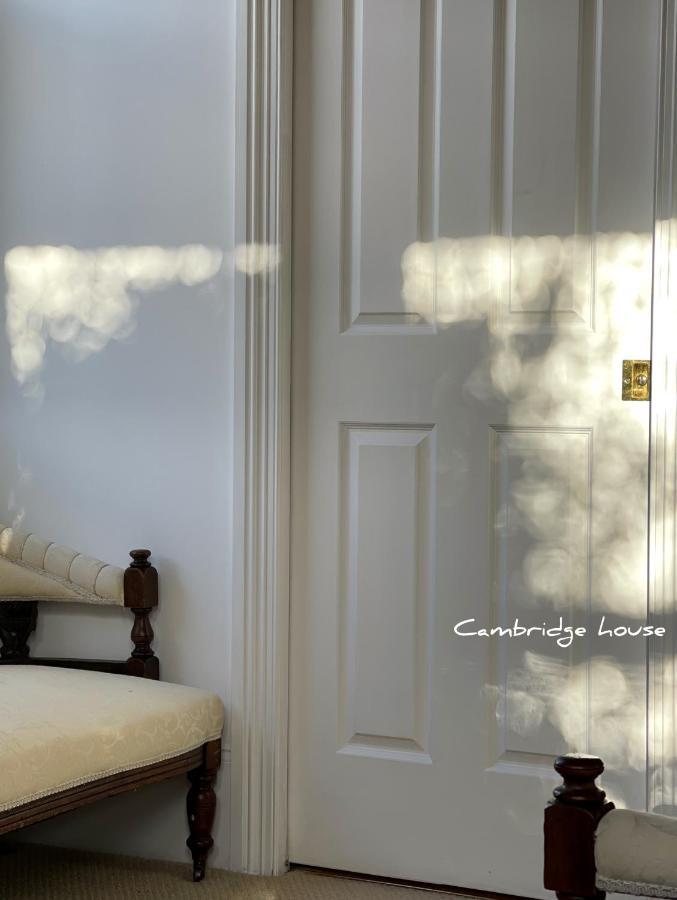 Cambridge House Breakfast & Bed Bed & Breakfast Geeveston Exterior foto