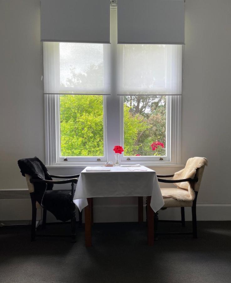 Cambridge House Breakfast & Bed Bed & Breakfast Geeveston Exterior foto