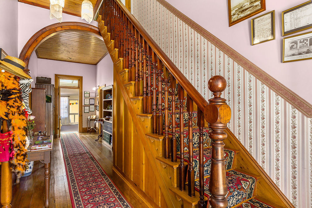 Cambridge House Breakfast & Bed Bed & Breakfast Geeveston Exterior foto