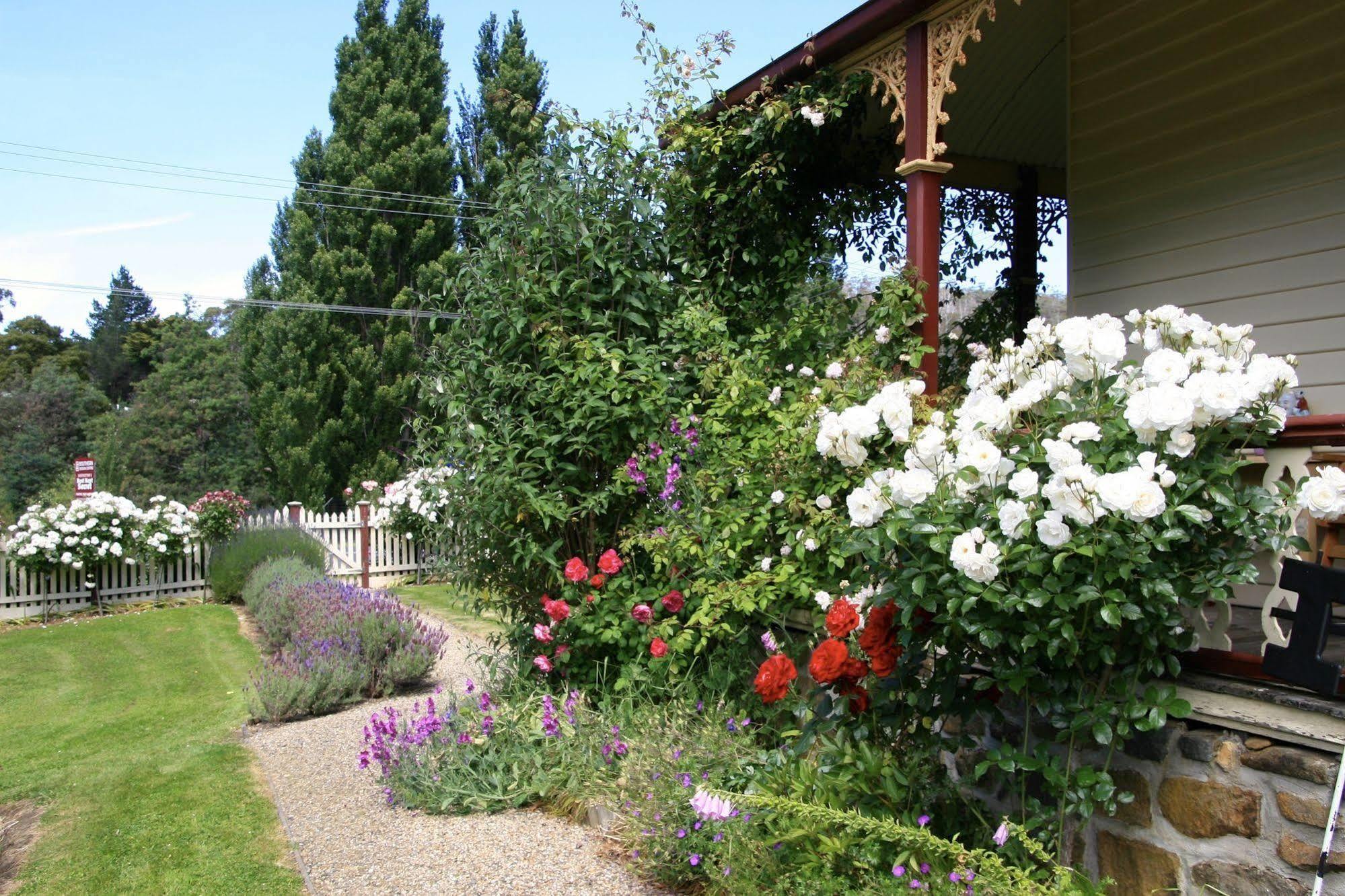 Cambridge House Breakfast & Bed Bed & Breakfast Geeveston Exterior foto