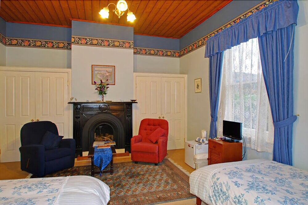 Cambridge House Breakfast & Bed Bed & Breakfast Geeveston Exterior foto